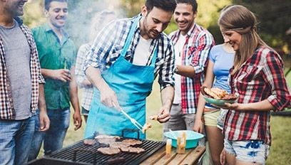 Grill w majówkę: jak zachwycić swoich gości