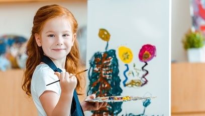 Lekcja plastyki. O jakich przyborach należy pamiętać?