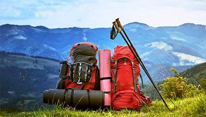 Weekend majowy w górach: jaki ubiór i akcesoria mogą się przydać?