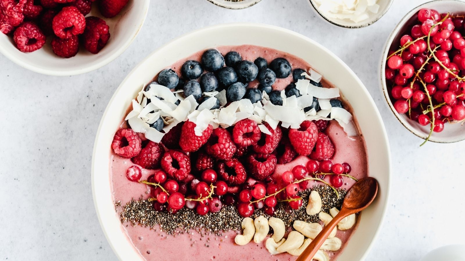 Owocowe smoothie bowl