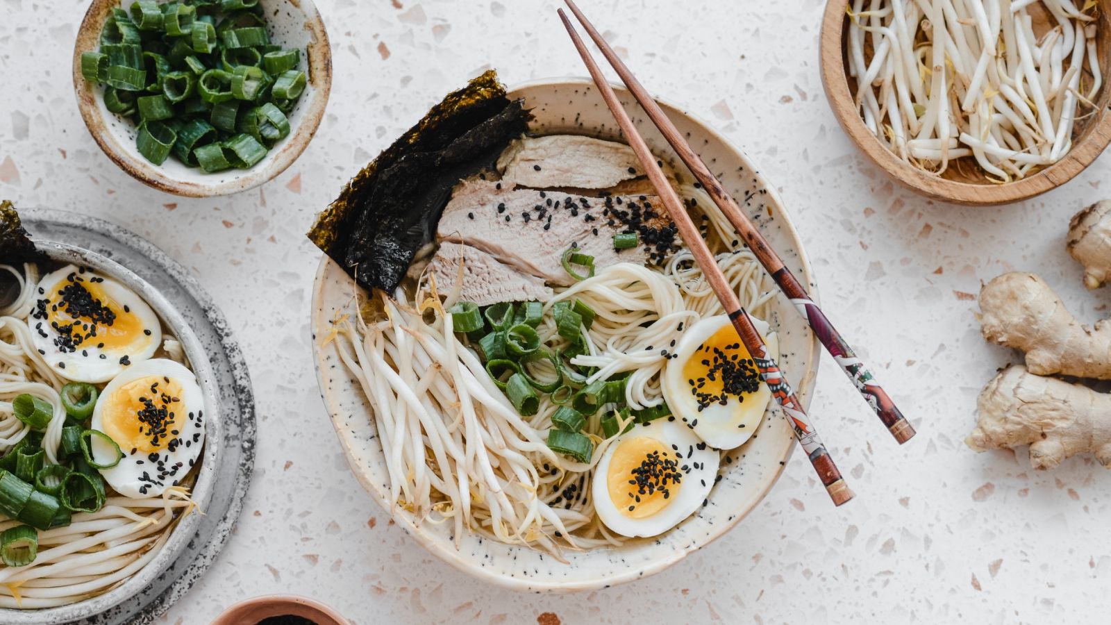 Przepis na zupę ramen. Jak zrobić go w domu?