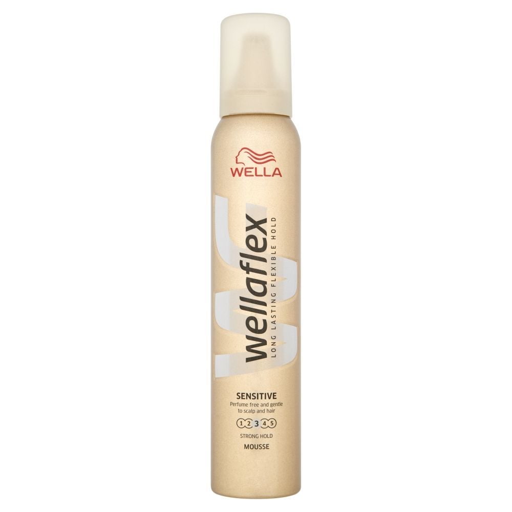 Wella Wellaflex Sensitive Mocno utrwalająca pianka do włosów 200 ml